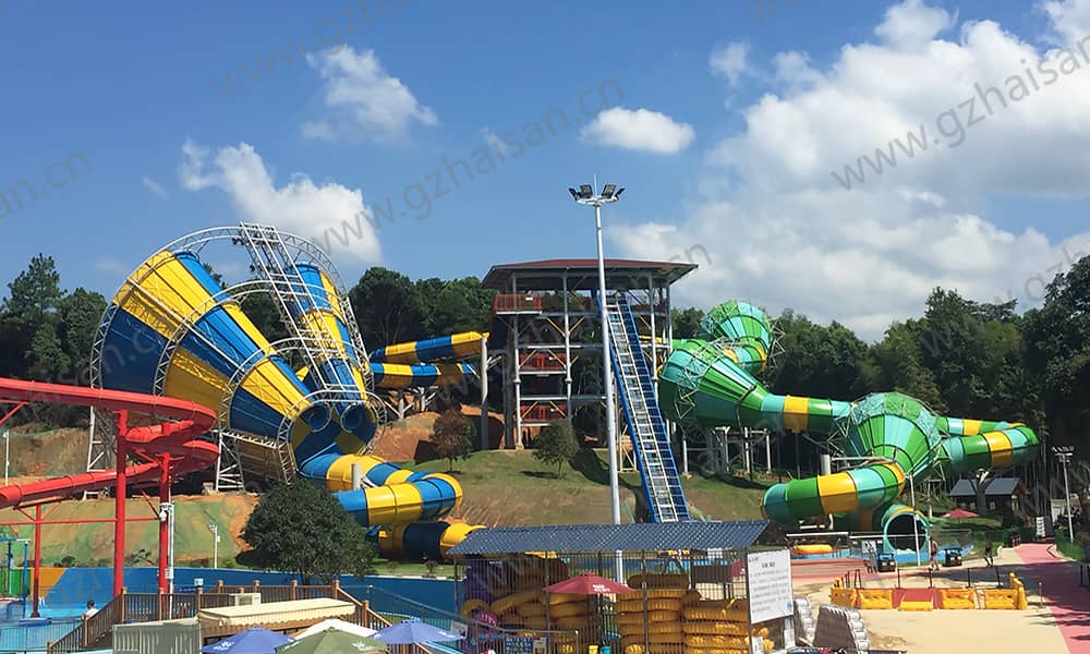 湖南长沙乐水魔方水世界超级龙卷风、暴风谷组合滑道