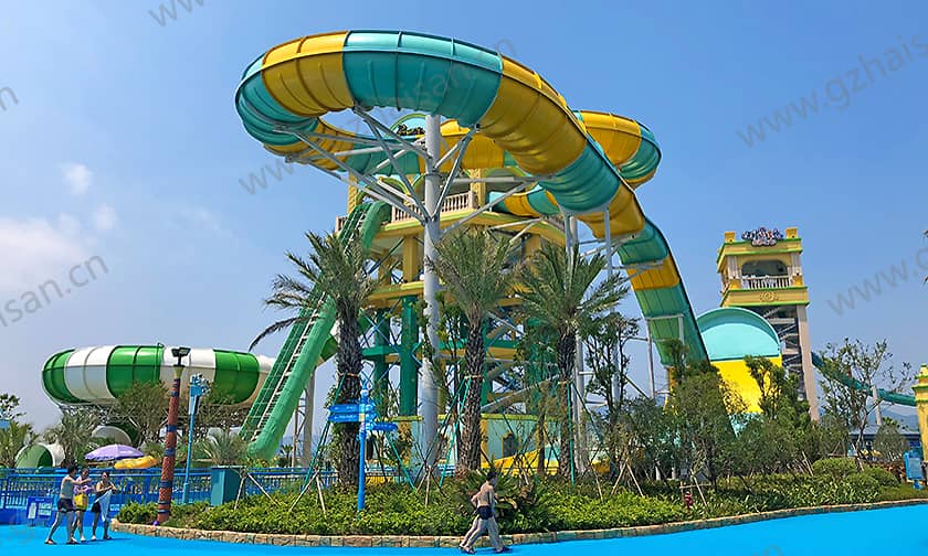 浙江宁波大目湾阿拉的海水上乐园冲天回旋&巨兽碗
