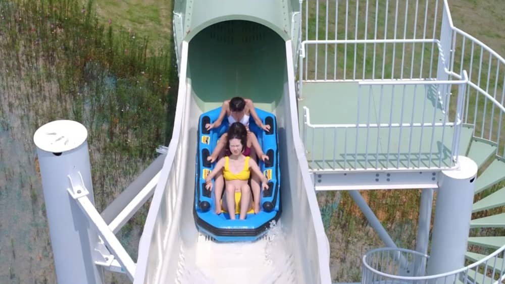 激流过山车｜当速度拥抱水花，掀起水上狂欢盛宴